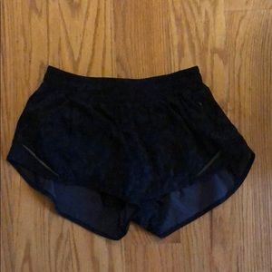 Lululemon leopard hotty hot shorts